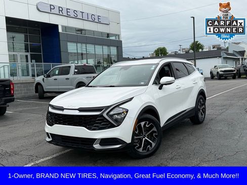 Used 2023 Kia Sportage EX AWD/4WD image 1