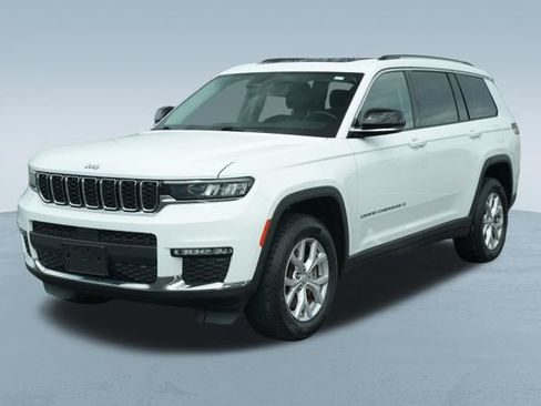 Used 2022 Jeep Grand Cherokee L Limited AWD/4WD image 3