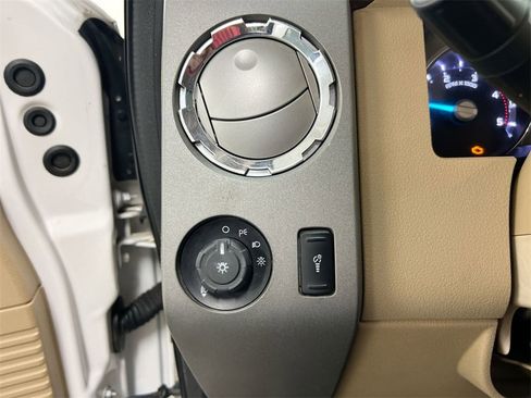 Used 2011 Ford F350 King Ranch w/ FX4 Off Road Pkg image 16