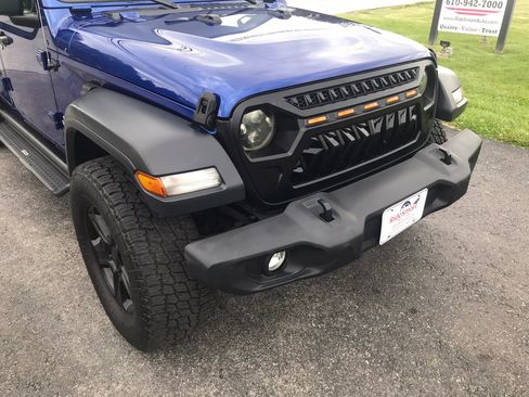 Used 2018 Jeep Wrangler Unlimited Sport S AWD/4WD image 55