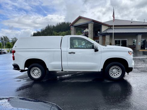 Used 2023 Chevrolet Silverado 1500 W/T RWD image 3