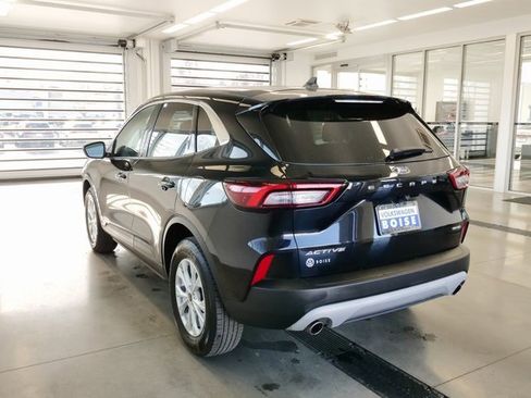 Used 2023 Ford Escape Active image 4