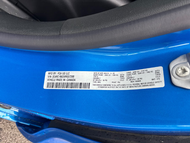 New 2027 Chrysler Pacifica Select w/ Family Tech Group FWD image 37