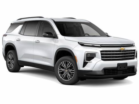 Used 2024 Chevrolet Traverse LT w/ LPO, Floor Liner Package image 30