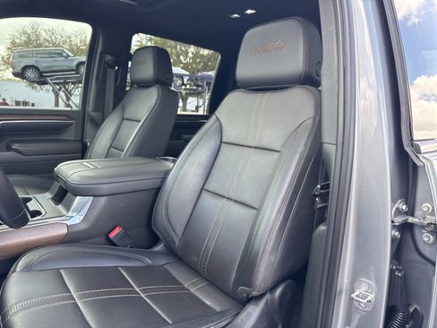 Used 2024 Chevrolet Silverado 3500 High Country w/ High Country Premium Package image 14