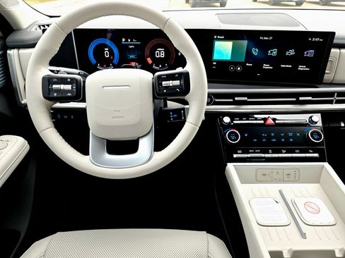 Certified 2026 Hyundai Santa Fe SEL FWD image 10