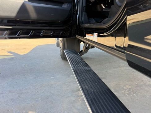 Certified 2022 Ford F450 Platinum w/ FX4 Off-Road Package AWD/4WD image 31