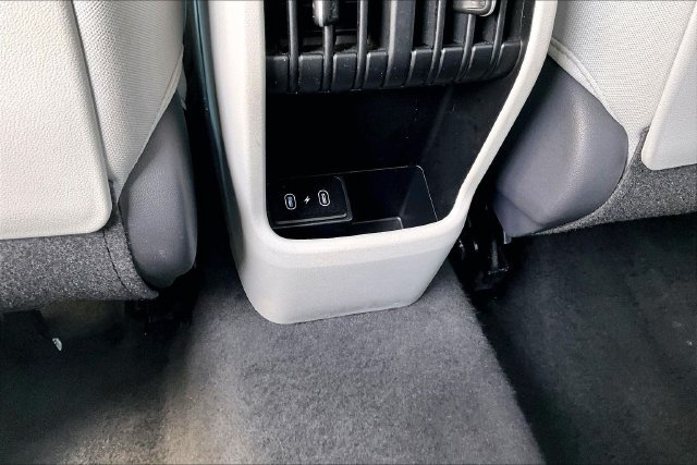 Used 2024 Hyundai Kona SEL FWD image 16