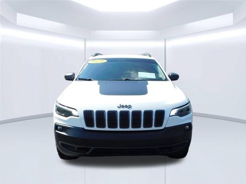 Used 2020 Jeep Cherokee Trailhawk w/ Cold Weather Group AWD/4WD image 8