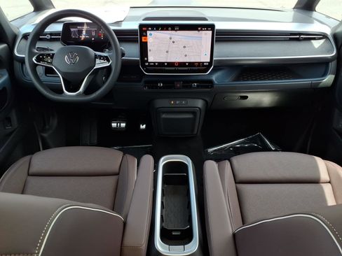 New 2025 Volkswagen ID. Buzz Pro S Plus AWD/4WD image 16
