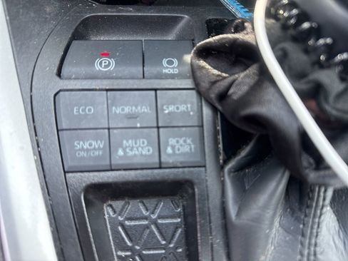 Used 2023 Toyota RAV4 XLE w/ Convenience Package AWD/4WD image 34