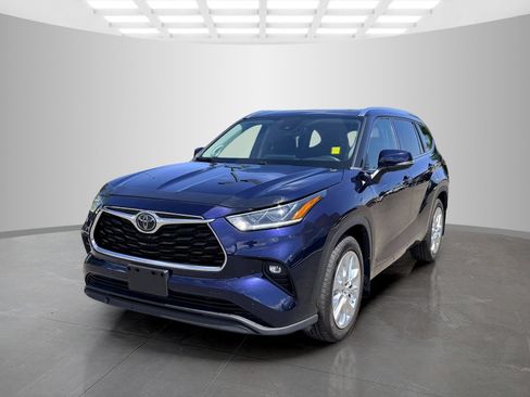Used 2020 Toyota Highlander Limited AWD/4WD image 1