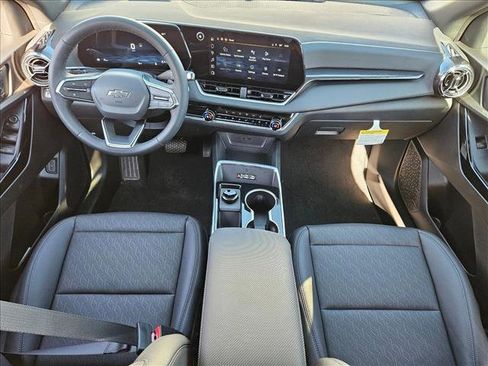 New 2026 Chevrolet Equinox LT w/ Convenience Package II FWD image 14
