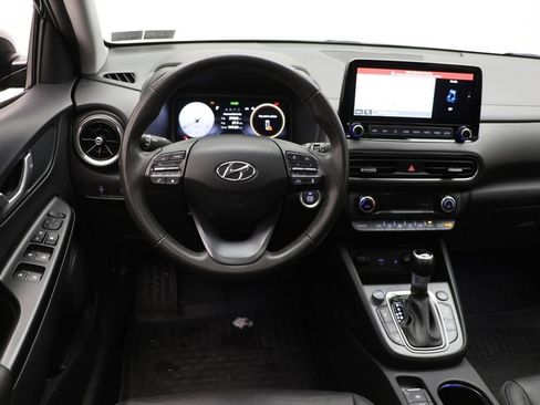 Used 2023 Hyundai Kona Limited image 12