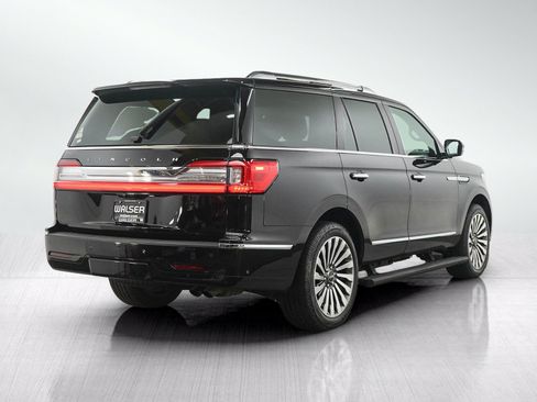 Used 2019 Lincoln Navigator Reserve AWD/4WD image 5