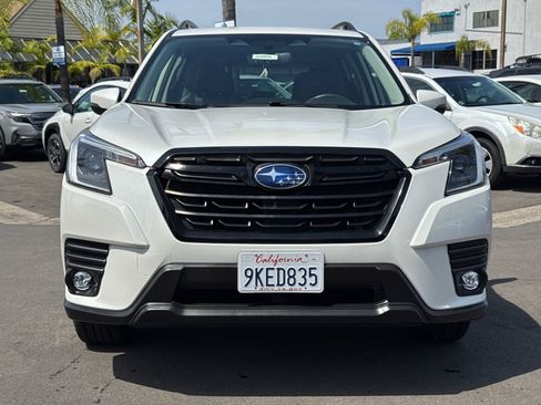 Certified 2024 Subaru Forester Limited w/ Convenience Package AWD/4WD image 3