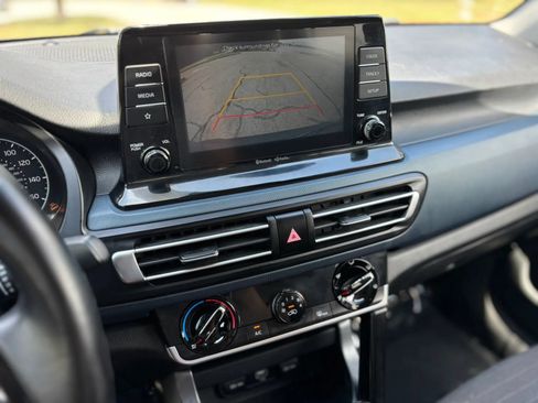 Used 2021 Kia Seltos S FWD image 22