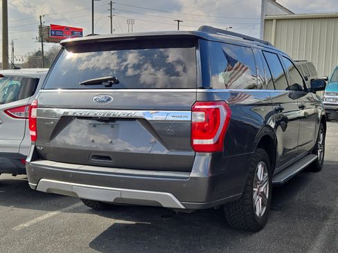 Used 2021 Ford Expedition Max XLT image 4