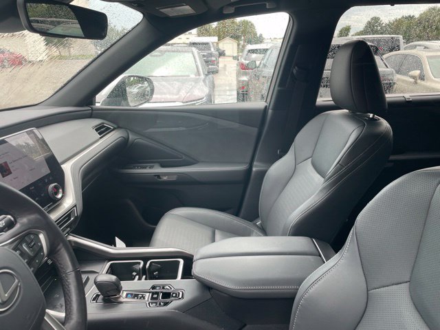 Used 2026 Lexus TX 350 AWD w/ Technology Package image 9