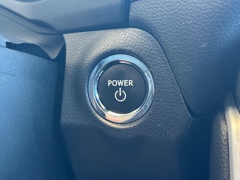 Certified 2025 Toyota RAV4 XLE AWD/4WD image 26