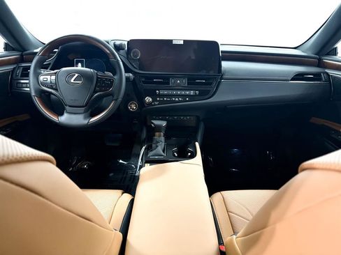 New 2025 Lexus ES 350 Ultra Luxury image 6