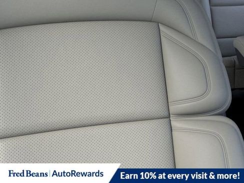 New 2026 Lincoln Navigator L Reserve AWD/4WD image 16