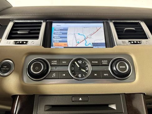 Used 2011 Land Rover Range Rover Sport Supercharged AWD/4WD image 15