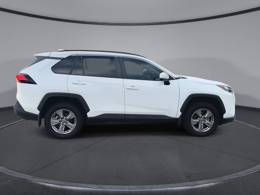 Used 2024 Toyota RAV4 XLE w/ Convenience Package FWD image 9