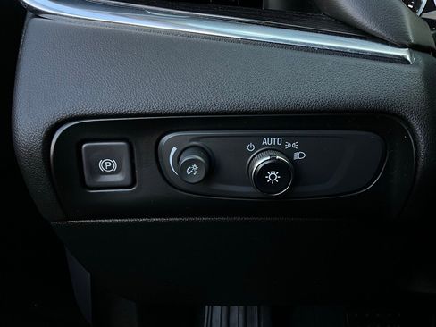 Used 2019 Buick Enclave Avenir w/ Avenir Technology Package image 27