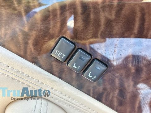 Used 2018 Nissan Armada Platinum w/ Captain Seat Package RWD image 22