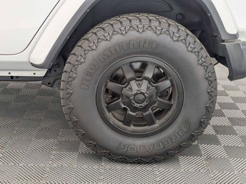 Used 2023 Jeep Wrangler Sahara AWD/4WD image 13