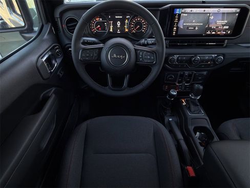 New 2025 Jeep Wrangler Unlimited Rubicon image 11