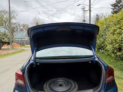 Used 2020 Hyundai Elantra SEL FWD image 13