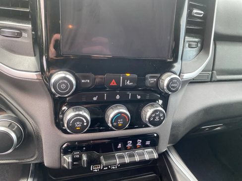Used 2025 RAM 1500 Big Horn AWD/4WD image 24