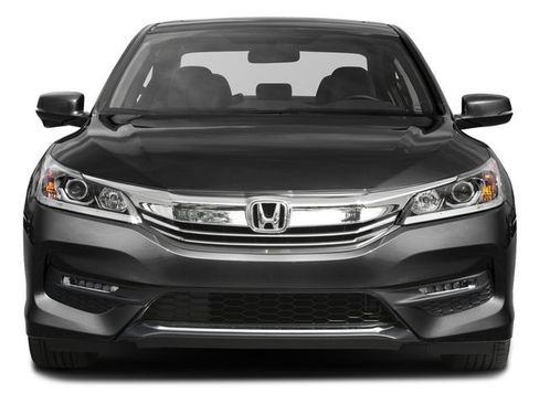 Used 2017 Honda Accord EX image 4