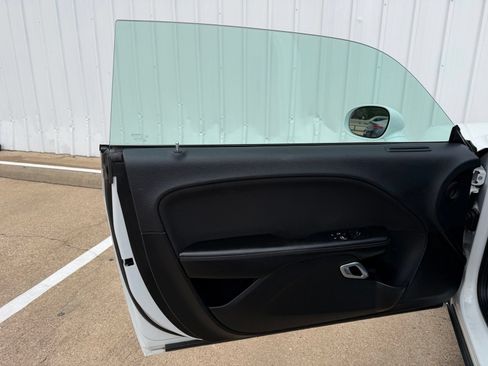 Used 2019 Dodge Challenger R/T RWD image 22