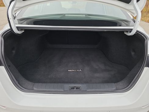 Certified 2023 Nissan Sentra SV image 17