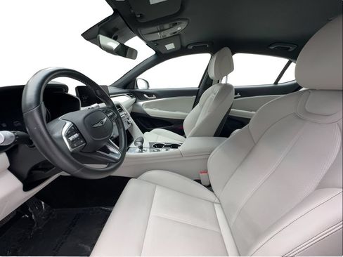 Used 2025 Genesis G70 2.5T AWD/4WD image 19