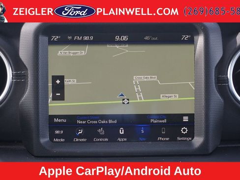 Used 2022 Jeep Wrangler Unlimited Sahara w/ Cold Weather Group AWD/4WD image 18