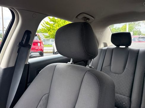 Used 2011 Ford Fusion SE FWD image 37