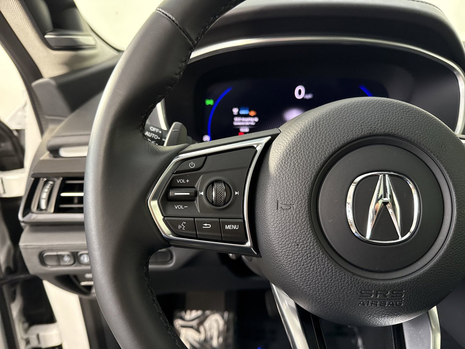 Used 2026 Acura MDX w/ Technology Package AWD/4WD image 13