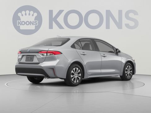 Used 2021 Toyota Corolla LE FWD image 4