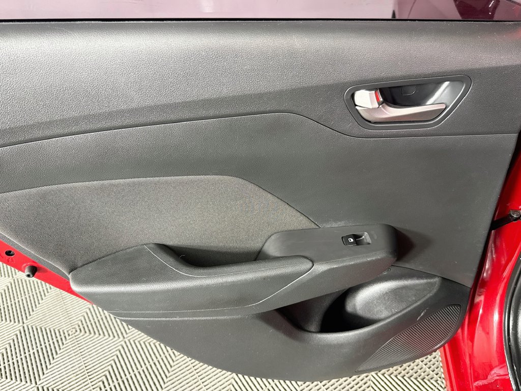 Used 2020 Hyundai Accent SEL FWD image 22