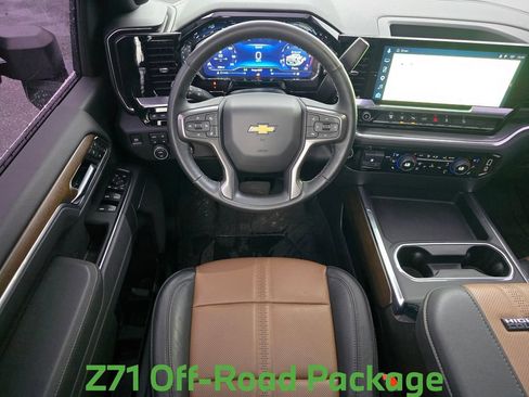 Used 2025 Chevrolet Silverado 2500 High Country w/ High Country Premium Package AWD/4WD image 20