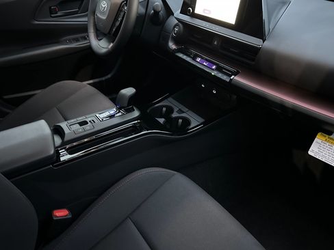 New 2026 Toyota Prius Plug-In Hybrid image 16