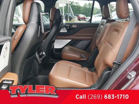 Used 2021 Lincoln Aviator Grand Touring w/ Equipment Group 302A AWD/4WD image 39
