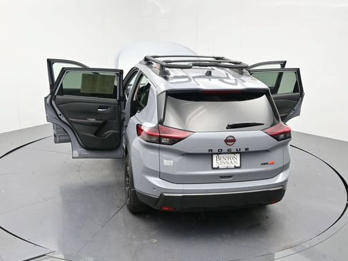 Used 2026 Nissan Rogue SV AWD/4WD image 22