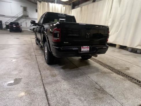 Used 2020 RAM 2500 Laramie w/ Night Edition image 8