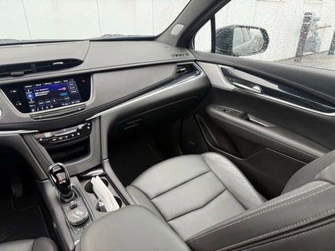 Certified 2024 Cadillac XT5 Premium Luxury AWD/4WD image 22