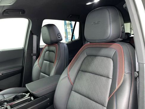 New 2026 Chevrolet Equinox RS w/ Convenience Package III FWD image 21
